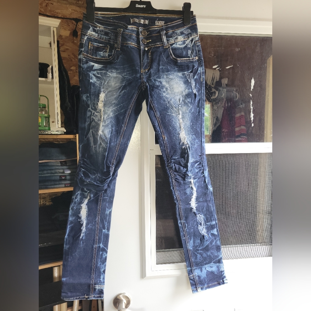 Large Redial Dimond Blue Skinny Jeans with Distressed Details